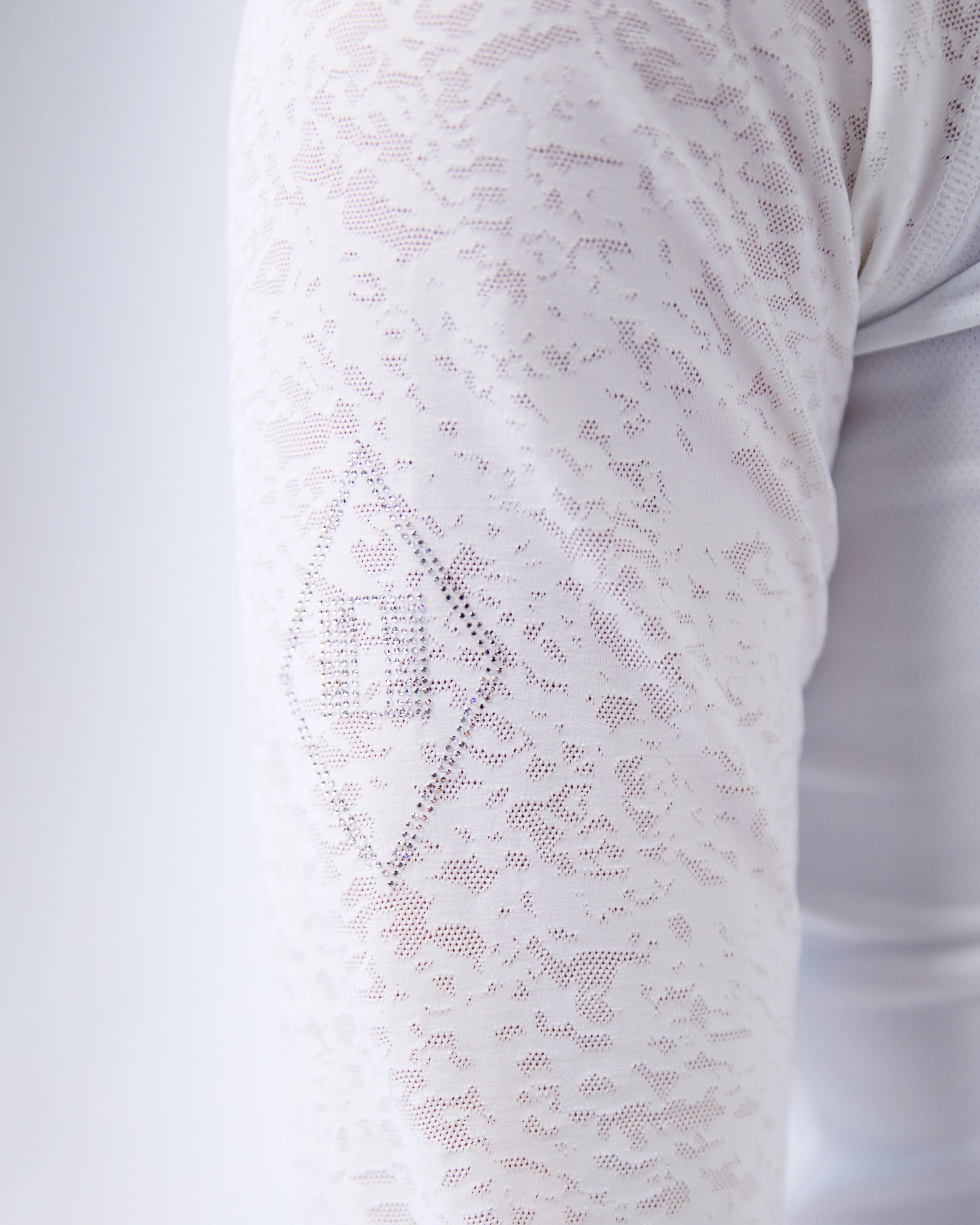 70 Degrees Mesh w Lace Sport Mock